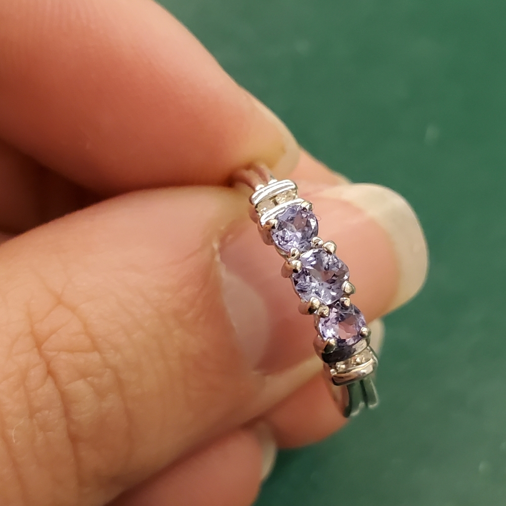 Authentic Tanzanite and Diamond Ring